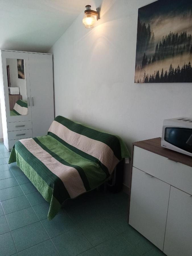 Apartmani Nikola Weißenburg Exterior foto