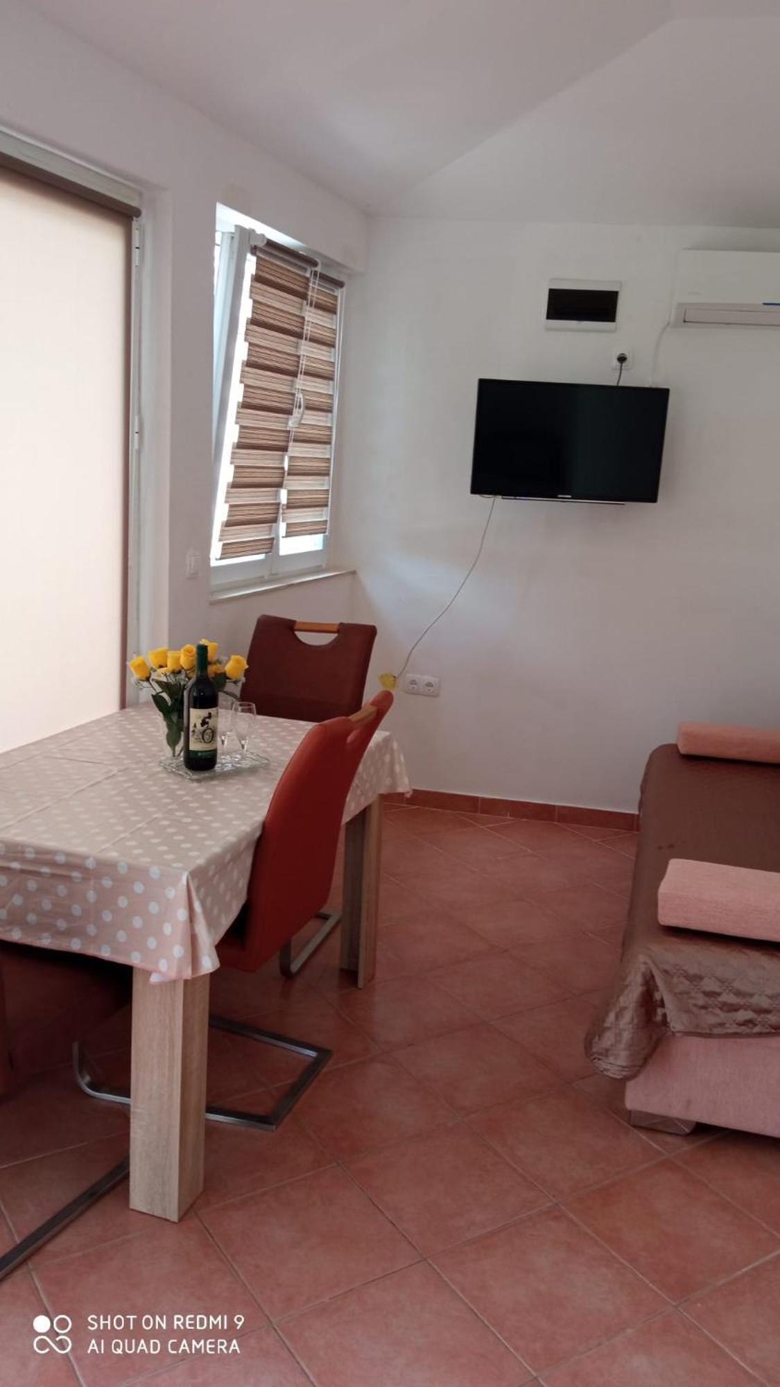 Apartmani Nikola Weißenburg Exterior foto