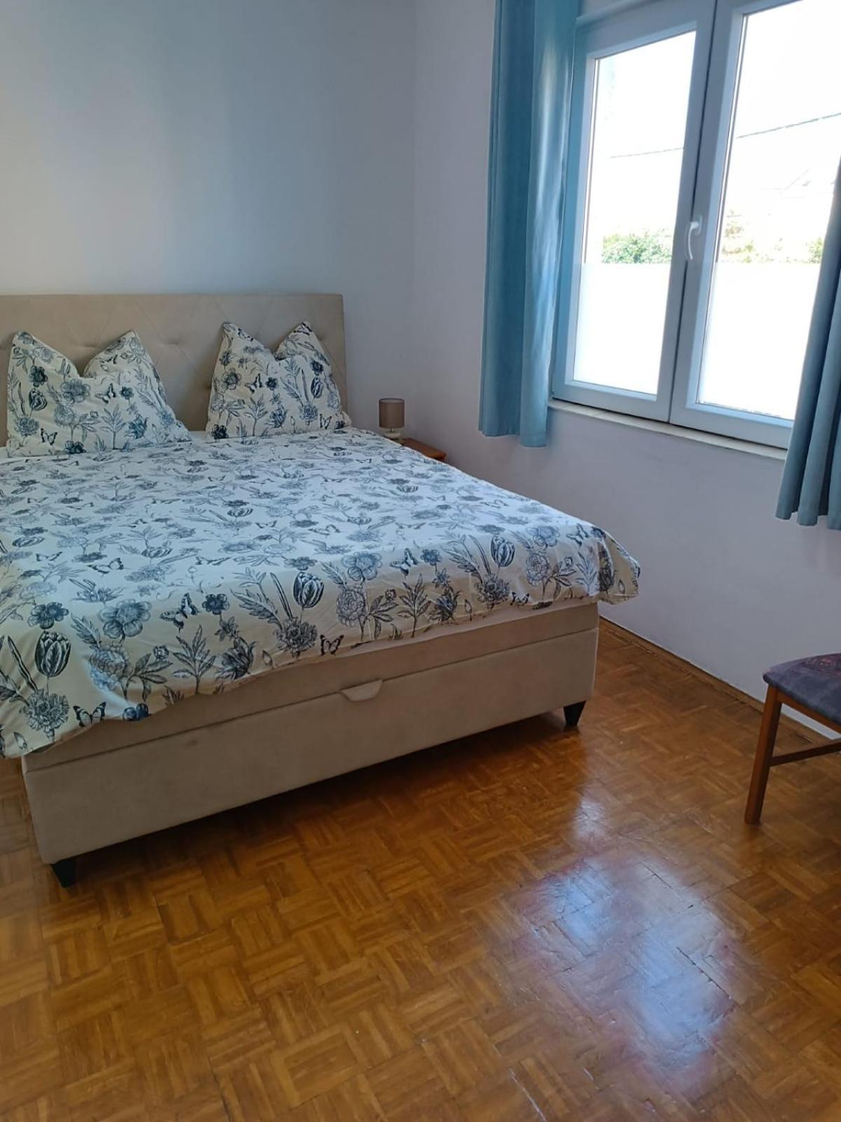 Apartmani Nikola Weißenburg Exterior foto